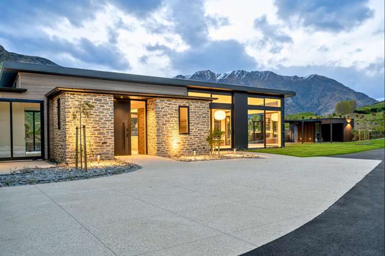 81 Frogmore Lane Dalefield/Wakatipu Basin_13