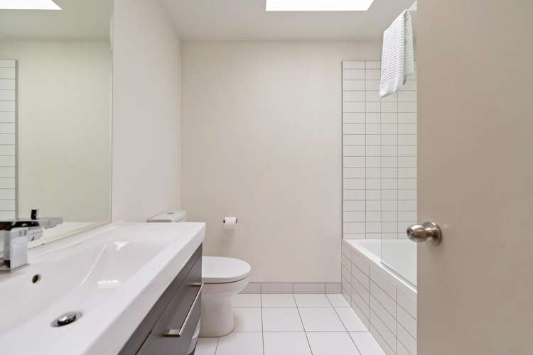 8 Hallenstein Street Queenstown_9