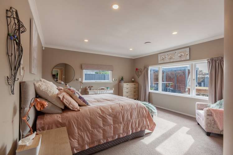 23 Howard Road Taradale_8