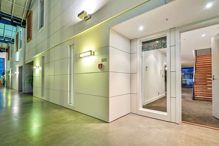 212/1 Lever Street_0