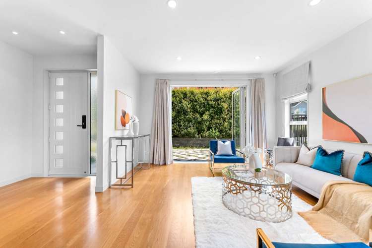 18 Remuremu Street Long Bay_7