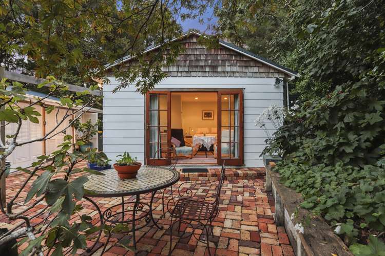 15 Huia Road Titirangi_5