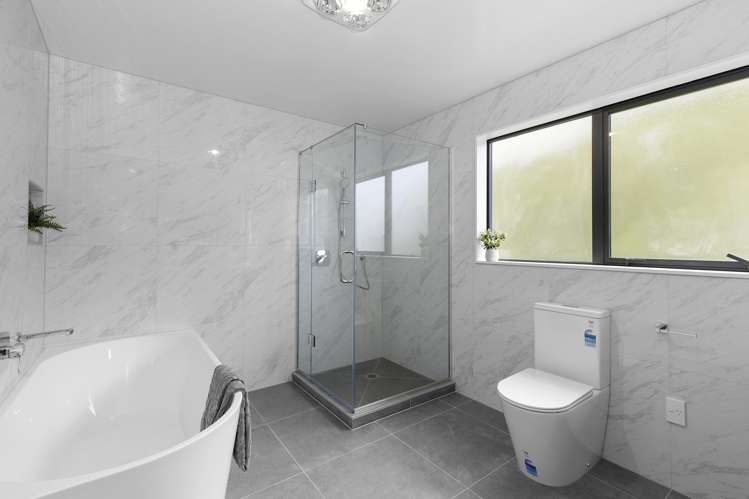 5 Pihipihi Way Crofton Downs_19