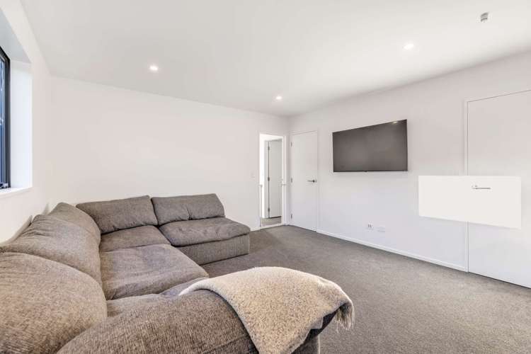 36 Magnum Drive Cromwell_9