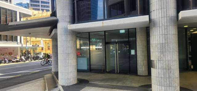 Ground 1/95 Cutsomhouse Quay Wellington Central_1