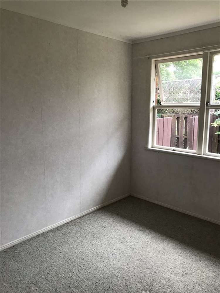 1/11 Sea Spray Drive Bucklands Beach_16