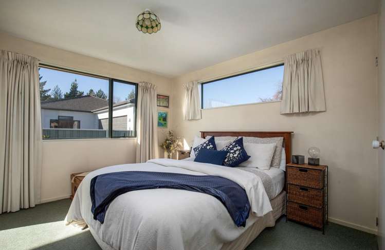 4 Spruce Close_3