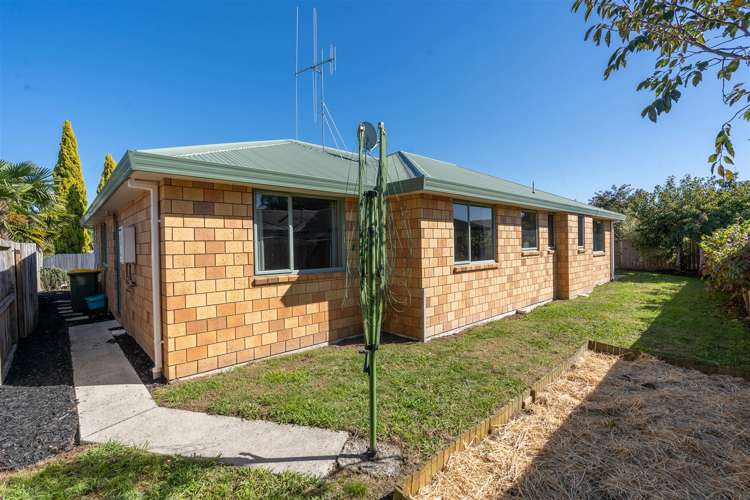 11 Mckenzie Place Rototuna North_23