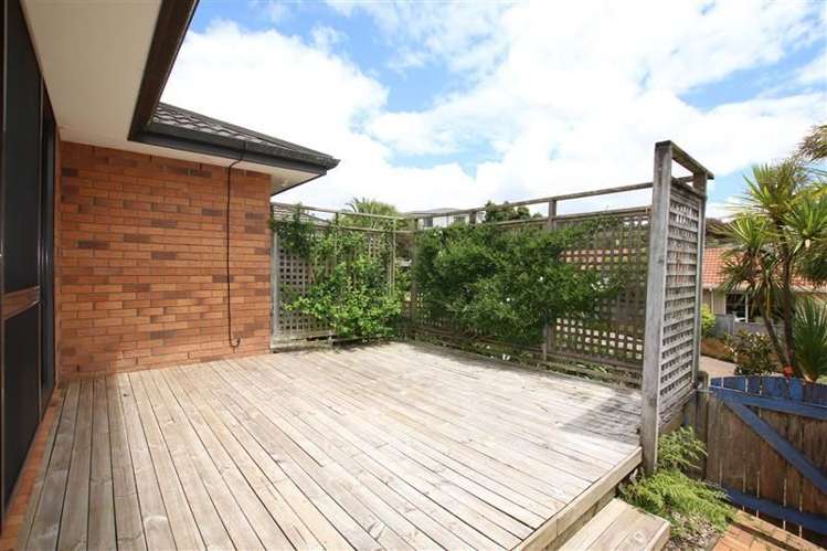 9 Louvain Place Greenhithe_6