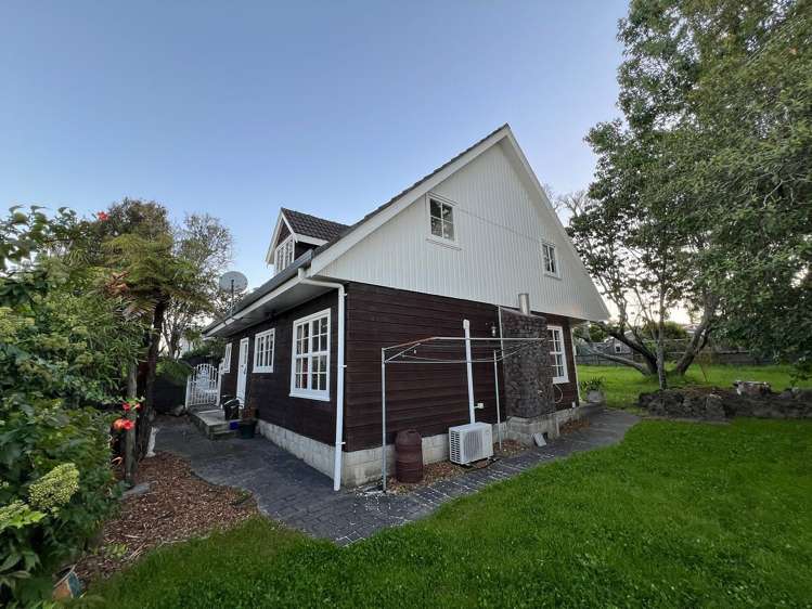 149A Titirangi Road New Lynn_12