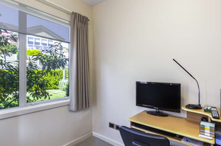 20 Coprosma Crescent Waipahihi_12