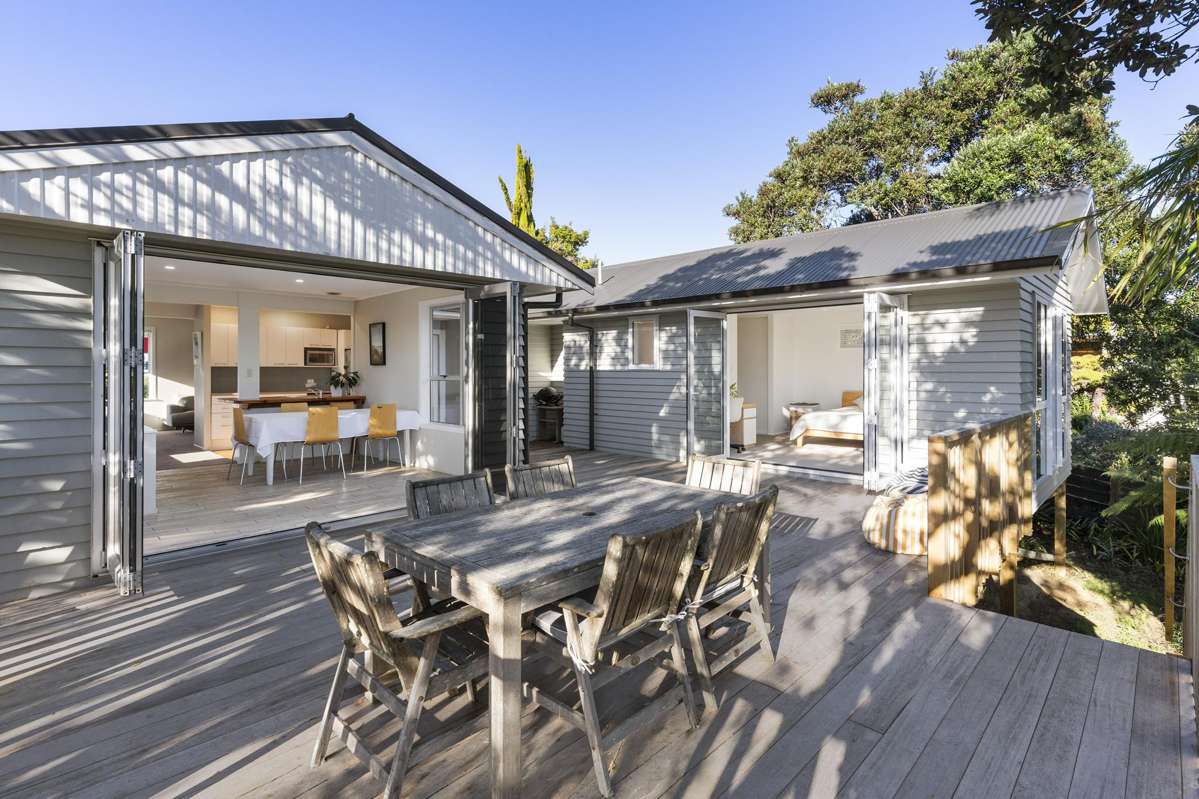 81 Stott Avenue_4