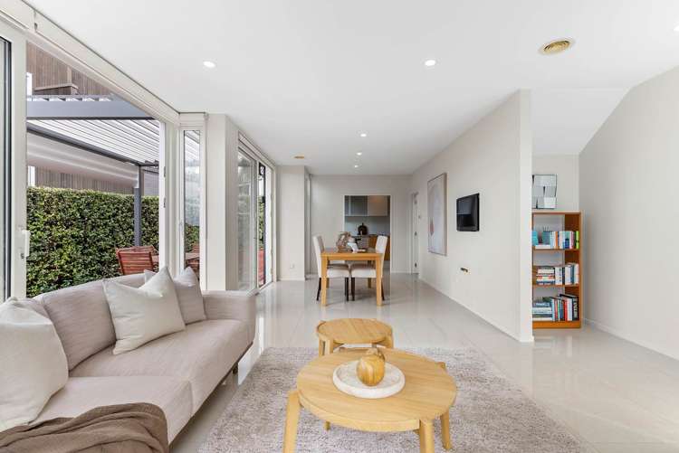 3 Godden Crescent Orakei_7