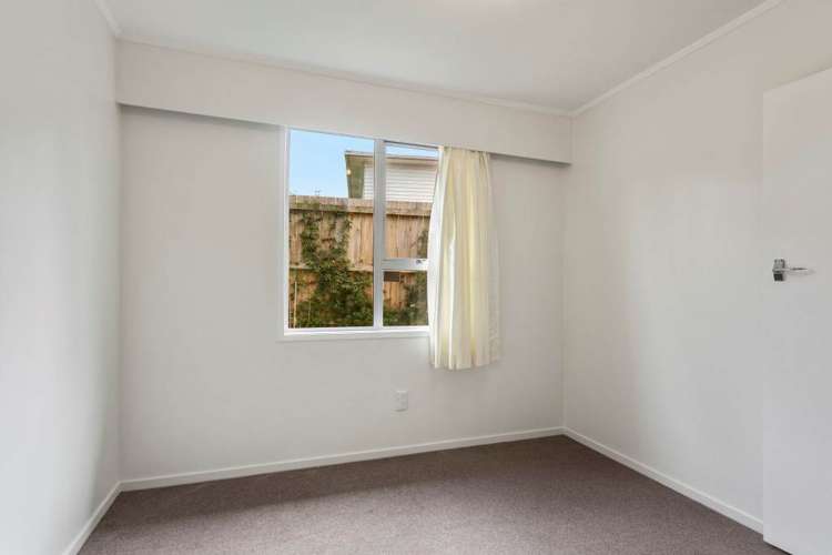 33 Castleton Street Birkdale_11