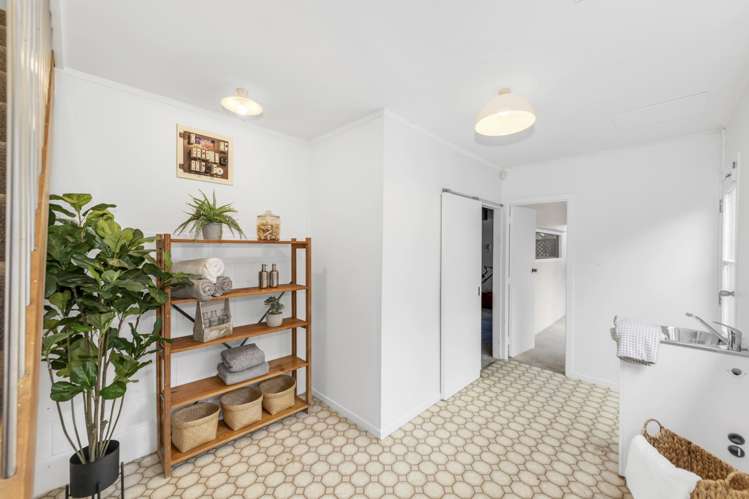 1/70 Mirrabooka Avenue Botany Downs_17