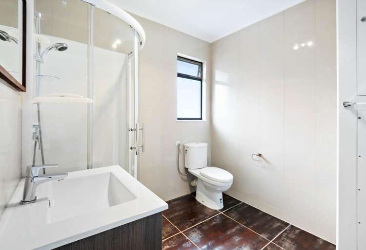 1-5/1 Derwent Street Western Springs_39