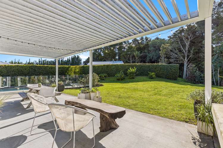 32 Awanui Crescent Matakana_16