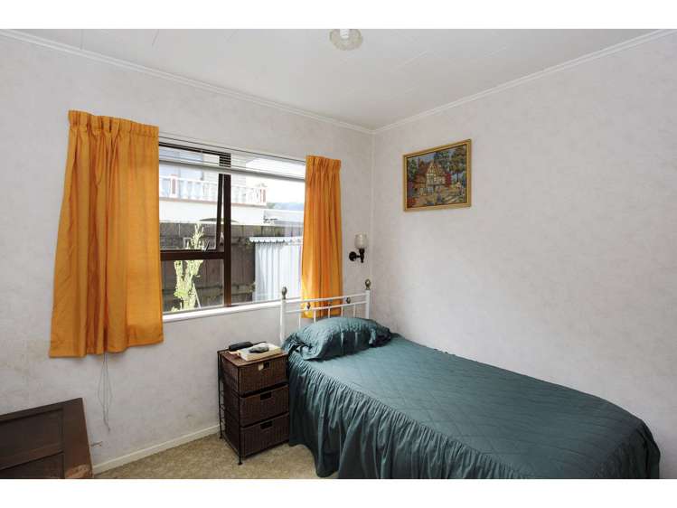 15 Exeter Street Stoke_9