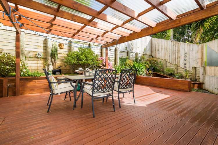 2/39 Regency Place Sunnynook_1