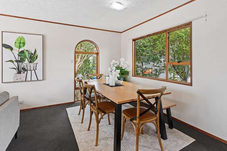 1/918 Beach Road Waiake_3