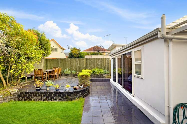 29 Kokiri Street Te Atatu South_12