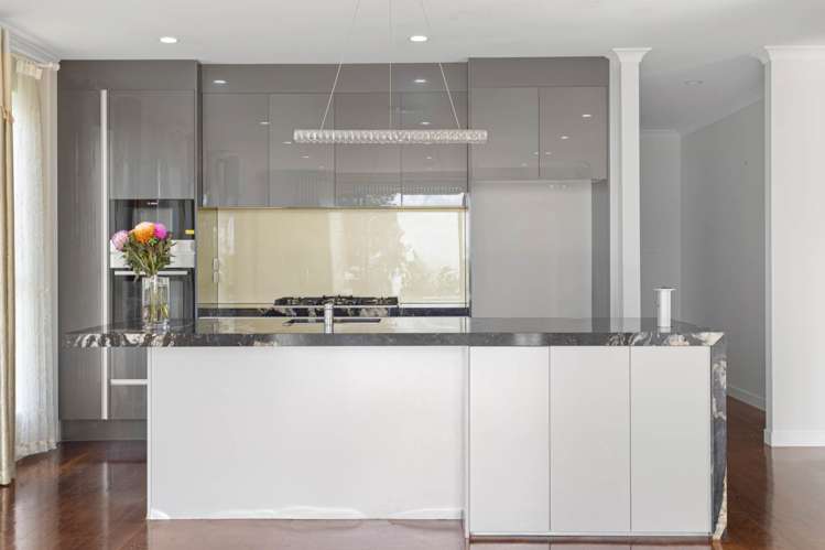 20 Bearing Parade Long Bay_15