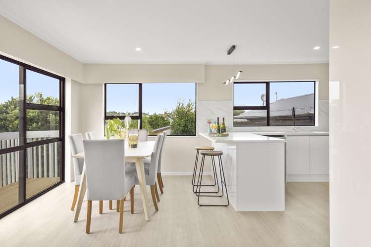 47 Amorino Drive Red Beach_6