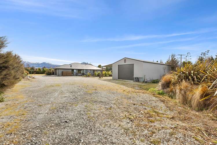 1160 Aubrey Road Wanaka_3