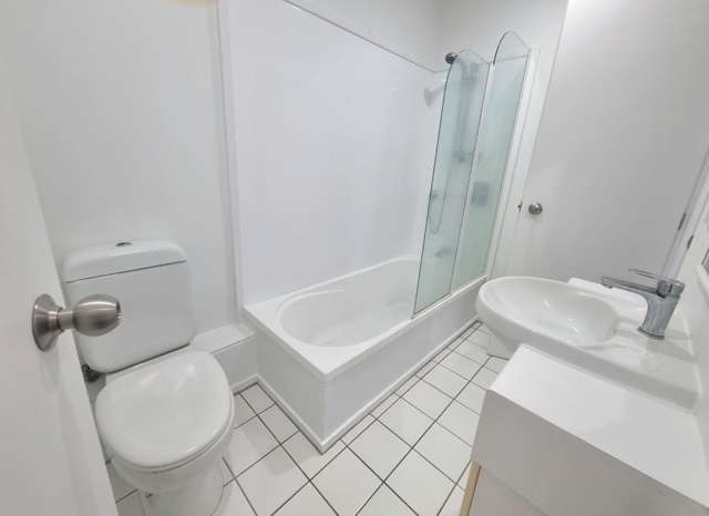 14/30 John Jennings Drive 10862_4