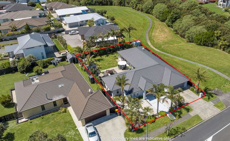 21 Constellation Avenue Beachlands_13