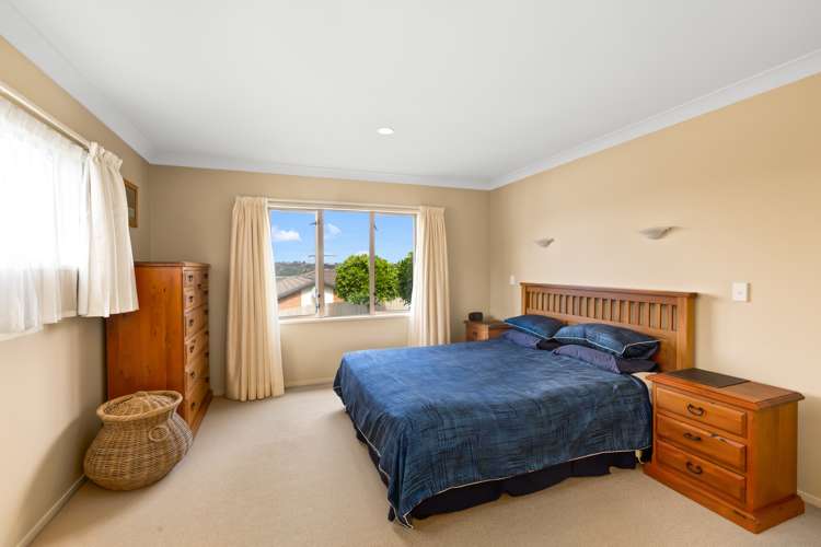 8 Rose Court Orewa_11