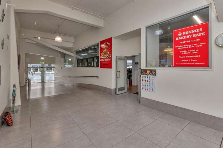 Unit 6, 58 Bank Street Central Whangarei_12