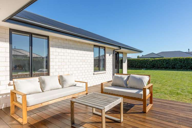 6 Westmorland Avenue Darfield_19