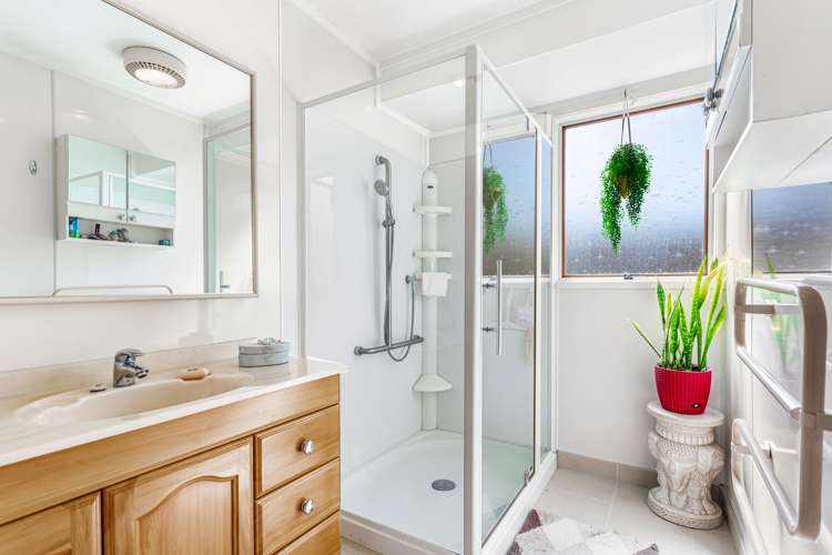 11 Newland Grove Henderson_10