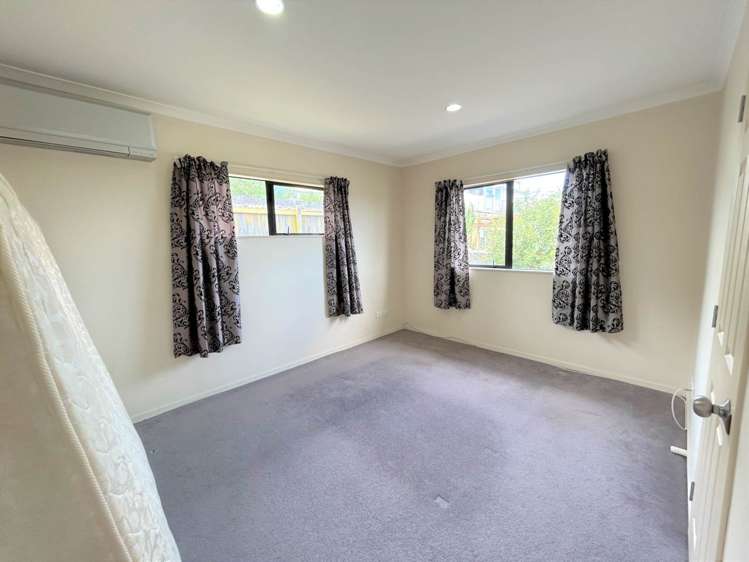 82 Tiverton Road New Windsor_11