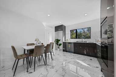 249 Golf Road_4