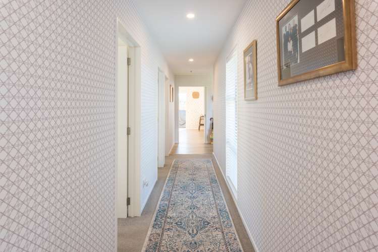 10 Spitfire Drive Burleigh_10