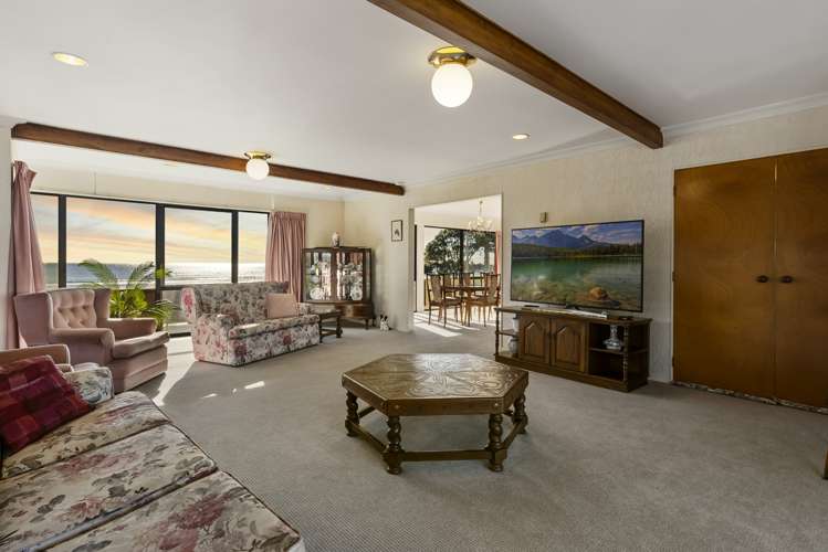 76 Marine Parade Mount Maunganui_11