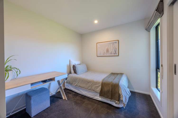 6 Rua Street Albert Town_15