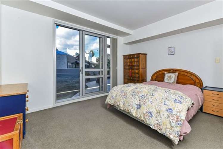 2f/205 Hobson Street Auckland Central_11