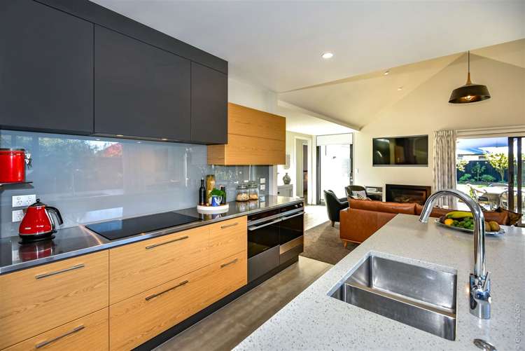 15 Eastfield Drive Lincoln_10