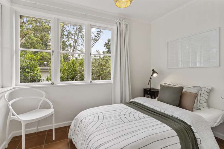 667 Huia Road Parau_10