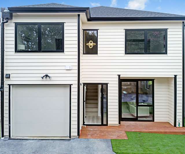 Brand-New Luxury Living in Tranquil Hillsborough