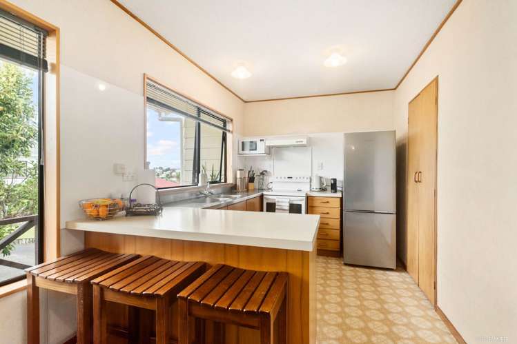 43 Chivalry Road_5