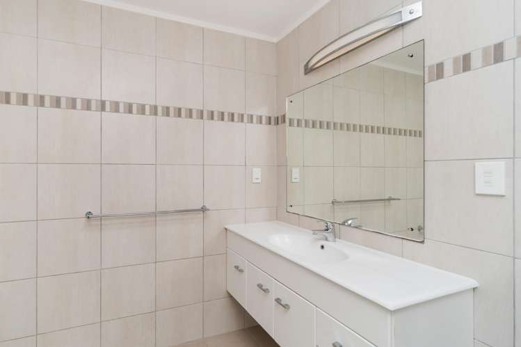 126 John F Kennedy Drive Milson_29
