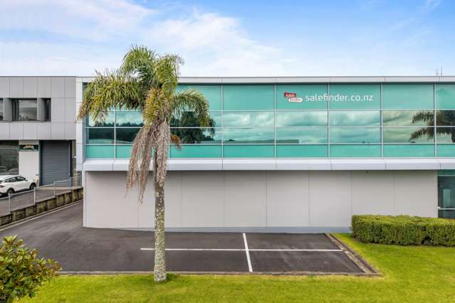 253M² OFFICE / 78M² STORAGE