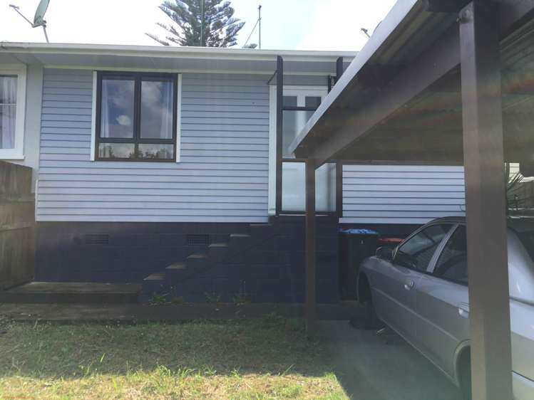 3/11 Rustic Avenue Mount Roskill_0