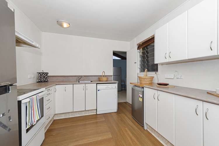 3 Queenwood Avenue Queenwood_9