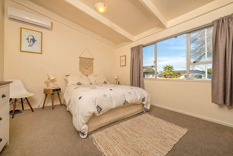 30 Redcrest Avenue Red Hill_11