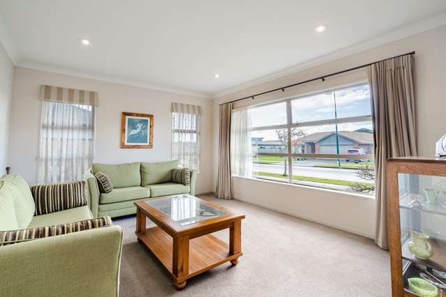 14 Aberdeen Crescent Wattle Downs_1